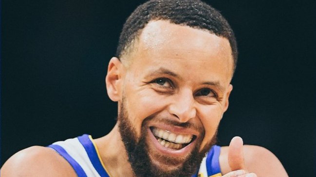 Stephen Curry lideró triunfo de los Warriors ante Charlotte Hornets