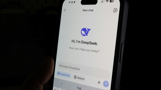 China elogia el avance de DeepSeek en IA y defiende su modelo de código abierto
