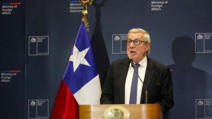   Canciller Van Klaveren viajará a EE.UU. para votar en la elección de la OEA 