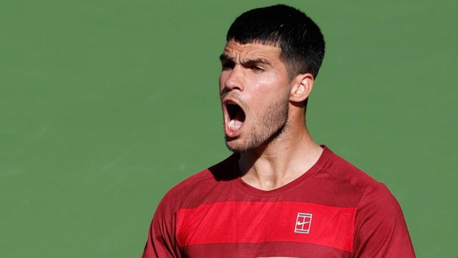 Carlos Alcaraz evitó la sorpresa en Indian Wells y se impuso con holgura a Halys