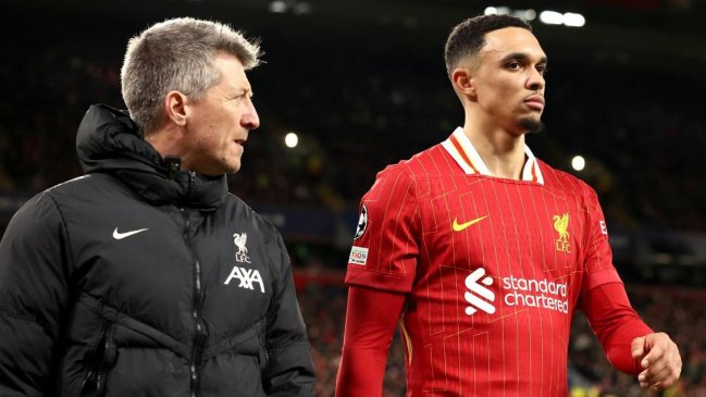 Liverpool perdió a Alexander-Arnold para la final de la Copa de la Liga