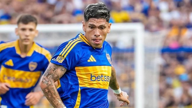 Carlos Palacios fue clave para dejar como líder a Boca Juniors