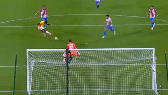 [VIDEO] Jhon Durán puso el 2-0 de Colombia sobre Paraguay