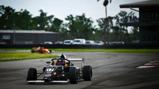 Clemente Huerta cerró con un podio su estreno en la Fórmula 4 de Estados Unidos