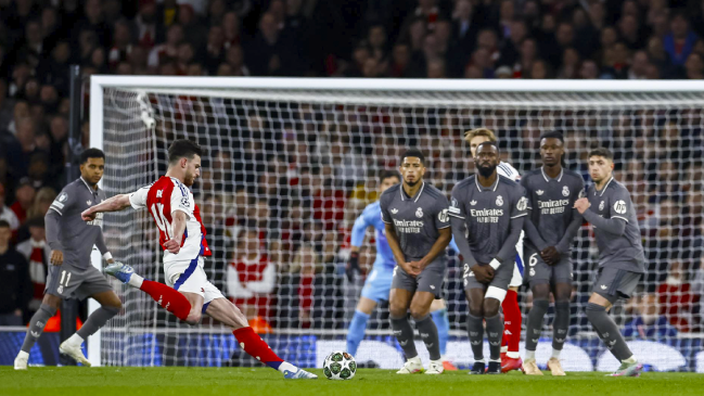 [VIDEOS] Declan Rice brilló con dos golazos de tiro libre para Arsenal ante Real Madrid en Champions