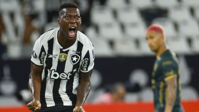 Botafogo se recuperó de la caída ante la U y batió a Carabobo en la Libertadores