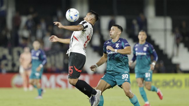 Ulises Ortegoza sufrió con Talleres al caer ante Libertad en la Copa Libertadores