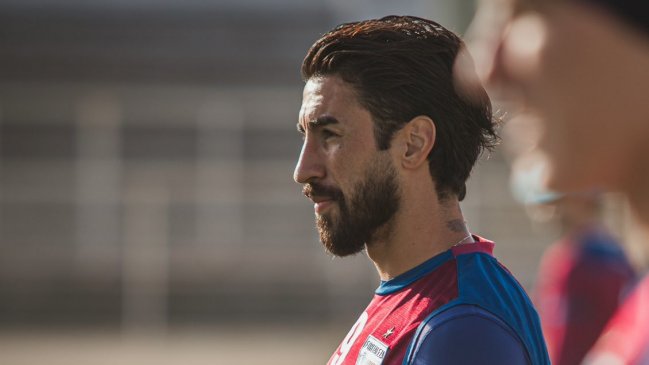 Fortaleza preparó su partido contra Colo Colo en las instalaciones de Palestino