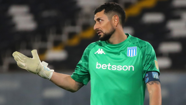 Racing Club buscará la renovación de Gabriel Arias