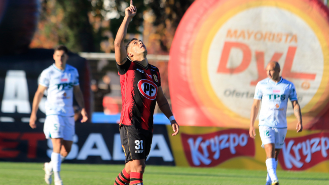 Rangers reaccionó y rescató un empate impensado ante Santiago Wanderers de la mano de Isaac Díaz