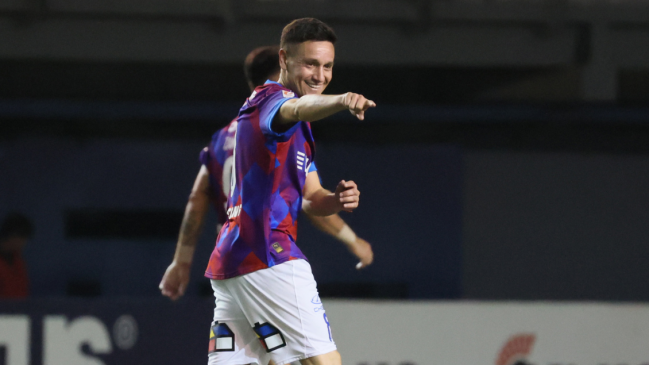 Fernando Zuqui advirtió a la U: Llegamos creciendo como equipo