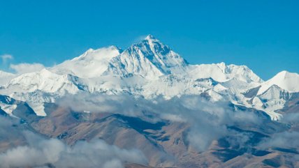   Nepal se prepara para endurecer acceso al Everest en nuevo proyecto de ley 