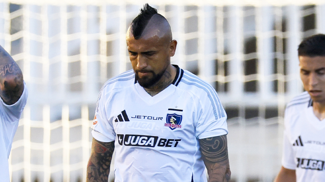 Arturo Vidal llegó a los 100 partidos con Colo Colo en la dura eliminación de Copa Chile