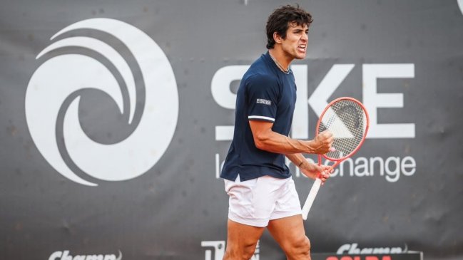 Cristian Garin mantuvo su racha triunfal con sólida victoria en Oeiras