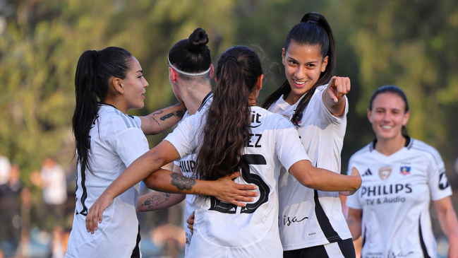 Colo Colo goleó a Deportes Recoleta y mantuvo su campaña perfecta en la Liga Femenina