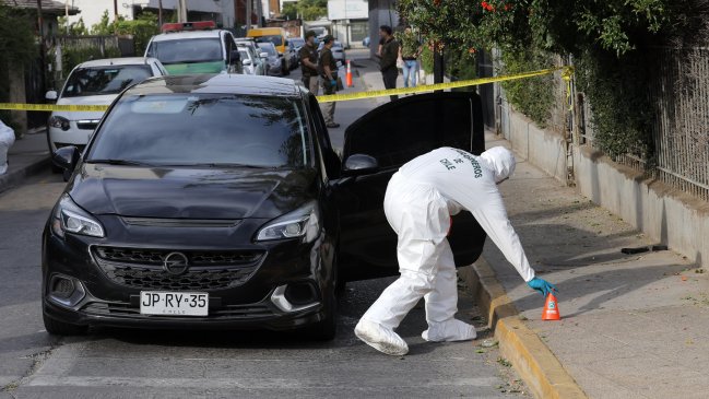 La Pintana: Conductor fue baleado tras intentar atropellar a carabineros y evadir fiscalización