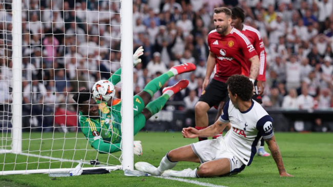 [VIDEO] Tottenham golpeó a Manchester United con la aparición de Johnson y un rebote en Shaw