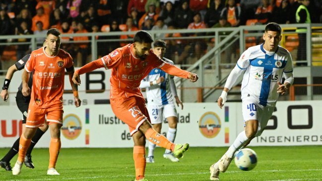 Cobreloa empató en la agonía ante Santa Cruz y le perdió pisada a los líderes en el Ascenso