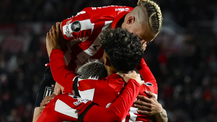   Estudiantes venció a Carabobo y aseguró su paso a octavos de Libertadores en el grupo de la U 