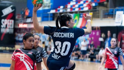   Balonmano: La joven chilena Michaella Bocchieri firmó en Rocasa Gran Canaria 