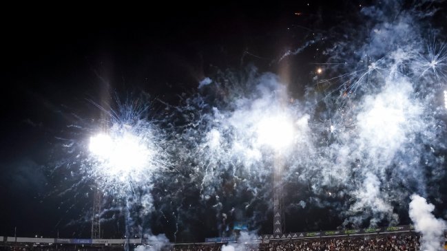 Hinchas de Colo Colo protagonizaron incidentes en las inmediaciones del Estadio Monumental