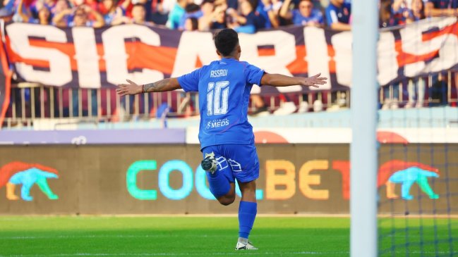 [VIDEO] Lucas Assadi tuvo su desahogo goleador y celebró besándose la camiseta