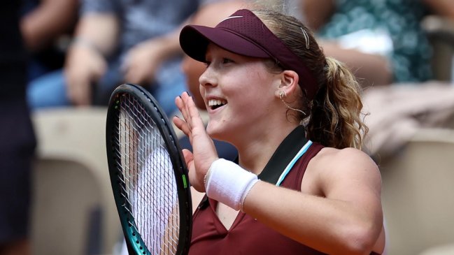 Mirra Andreeva alcanzó los cuartos de Roland Garros y sigue tras los pasos de Hingis