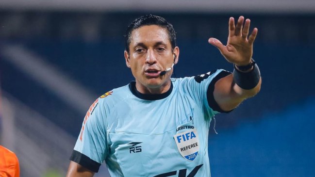 Conmebol designó a árbitro venezolano para el partido entre La Roja y Argentina
