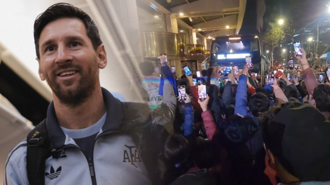 Tumultos y problemas en el aeropuerto: Argentina llegó a Chile para enfrentar a La Roja