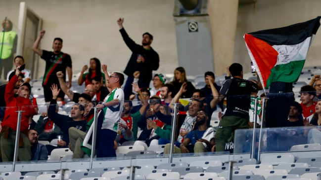 Conmebol aplicó cuantiosa multa a Palestino por gestos racistas de sus hinchas