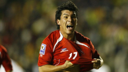   Gary Medel anotó un doblete en la victoria ante Bolivia por las Clasificatorias 2010 