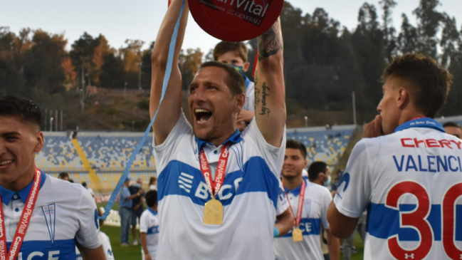 U. Católica le dedicó emotivo mensaje a Luciano Aued tras anuncio de su retiro