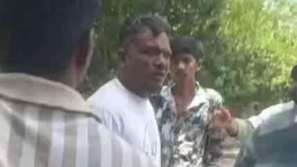   Único sobreviviente de avión que se estrelló en India: 