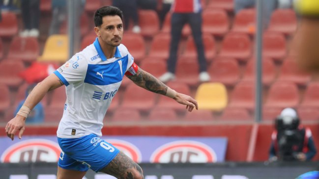 [VIDEO] Zampedri adelantó a la UC desde el punto penal ante Huachipato