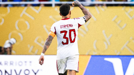   Nicolás Otamendi salvó el empate de Benfica con un tardío gol ante Boca Juniors en Miami 