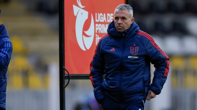 Alvarez por cambio de Altamirano: Hay decisiones dolorosas, pero son por el bien del equipo