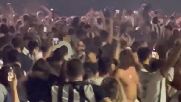 [VIDEO] Los desatados festejos de los hinchas de Botafogo en Copacabana