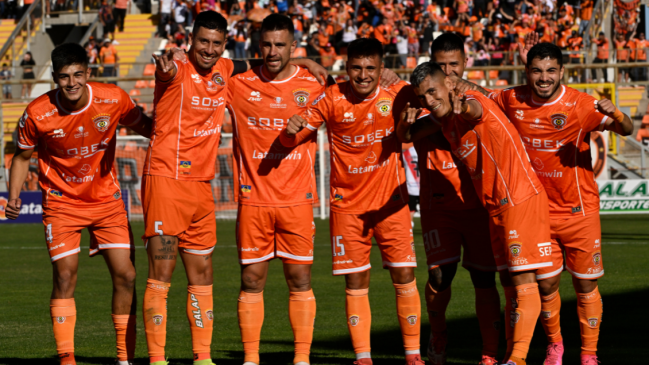 Cobreloa volvió a los triunfos ante Curicó Unido por la Liga de Ascenso