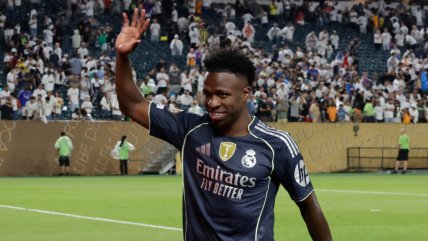   Vinicius condujo rotunda victoria de Real Madrid sobre Salzburgo 