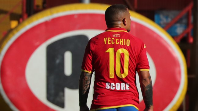 Vecchio se aleja de Unión Española, según medio