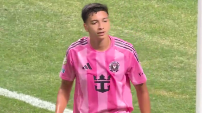 [VIDEO] Exseleccionado chileno sub 20 fue criticado por actuación para el olvido ante PSG