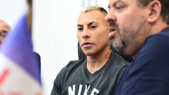 DT de Nacional y partida de Eduardo Vargas: 