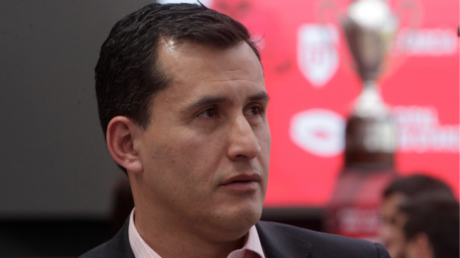 Enrique Osses reconoció oferta para hacerse cargo del arbitraje en España