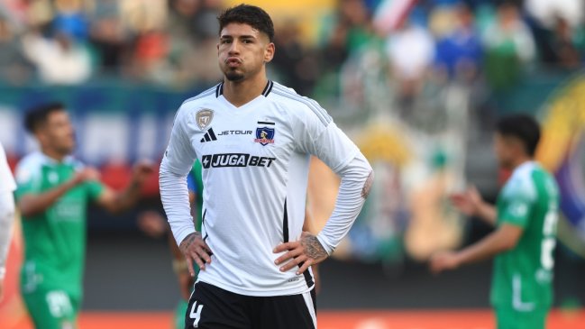 ¿Fue al baño? Saldivia dejó la cancha del Nacional a minutos del inicio del Superclásico