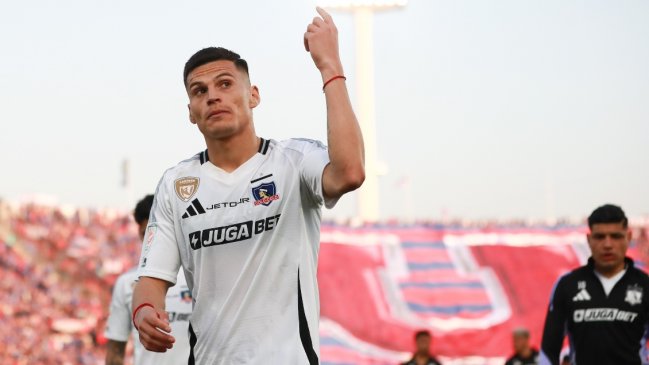 [VIDEO] Cepeda enrostró título a hinchas de la U y lanzó vulgar gesto