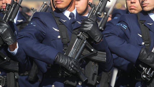 Formalizan a exfuncionarios FACh por tráfico de drogas