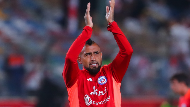 Mayne-Nicholls puso a Vidal como el mejor del siglo: En el mundo entero es más