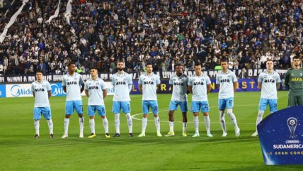   Gremio de Alexander Aravena se enredó en la Sudamericana tras caída ante Alianza Lima 