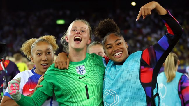 [VIDEO] La nefasta tanda de penales de Inglaterra y Suecia en la Euro femenina: Fallaron nueve remates