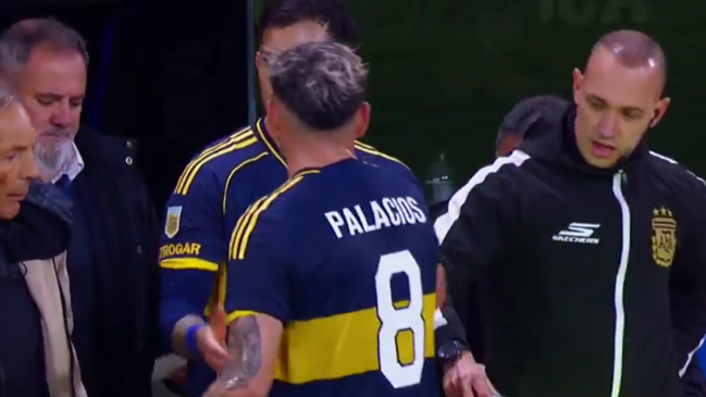 [VIDEO] Palacios se llenó de pifias y recibió duras críticas en empate de Boca